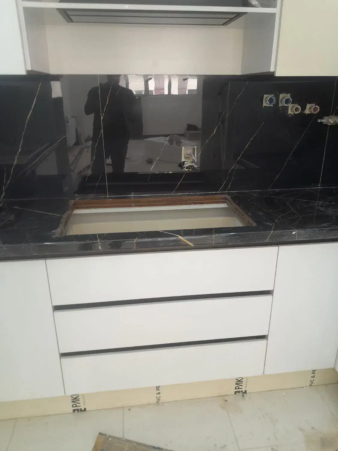 نشت یابی لوله باز کنی کاشی‌کاری تعمیرات سرویس‌ها|خدمات پیشه و مهارت|زنجان, |دیوار