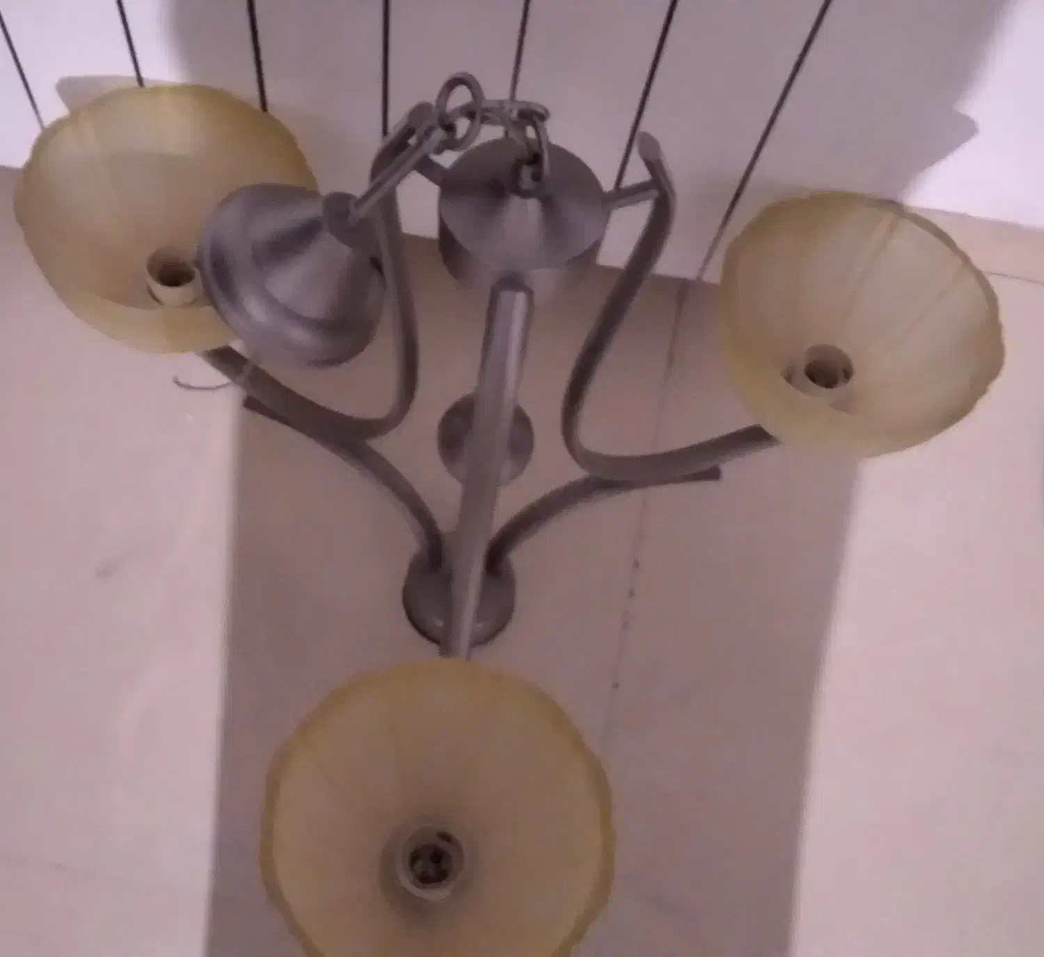 لوستر سه شعله سقفی شیک، دارای حباب یدکی|لوستر و چراغ آویز|کرمان, |دیوار