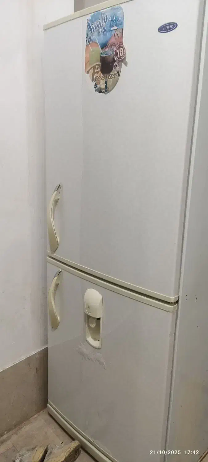 یخچال|یخچال و فریزر|لالجین, |دیوار