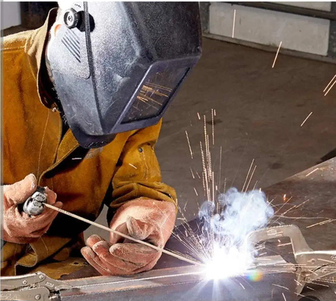 جوشکاری حرفهای سازه های فلزی|خدمات پیشه و مهارت|چالوس, |دیوار