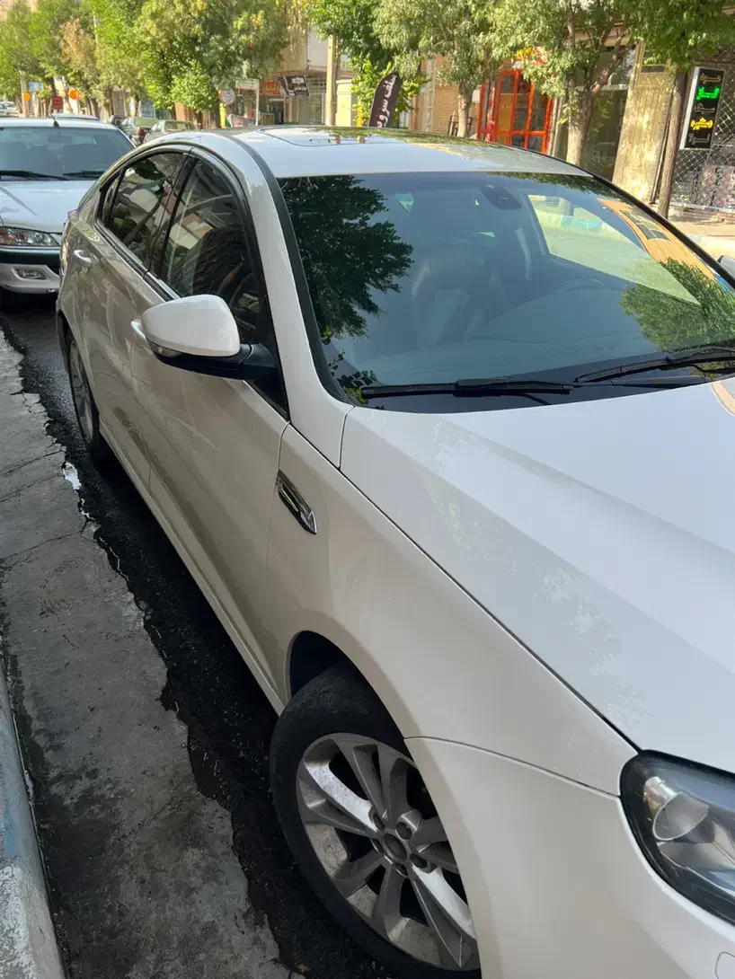 ام جی ۶ نیو|خودرو سواری و وانت|اصفهان, باغ دریاچه|دیوار