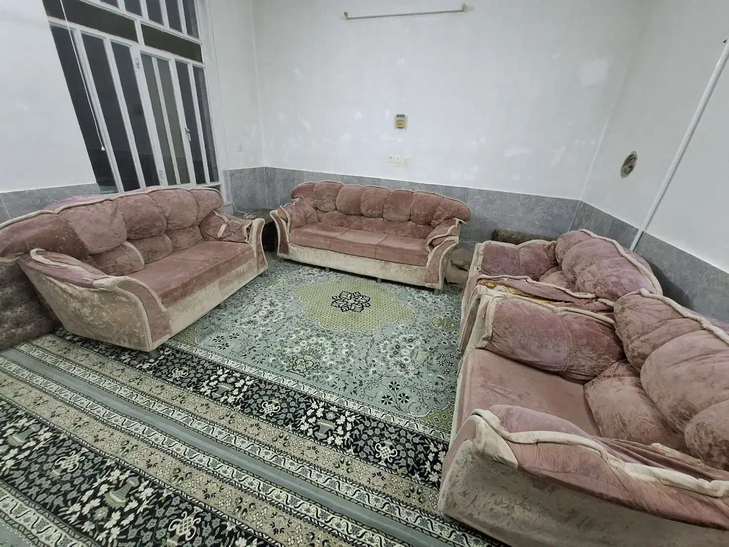 مبل ۷ نفره|مبلمان خانگی و میز عسلی|مهریز, |دیوار
