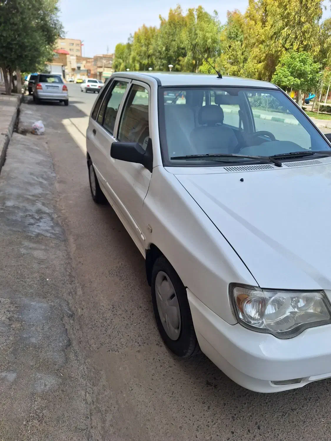 111|خودرو سواری و وانت|قم, آزادگان|دیوار