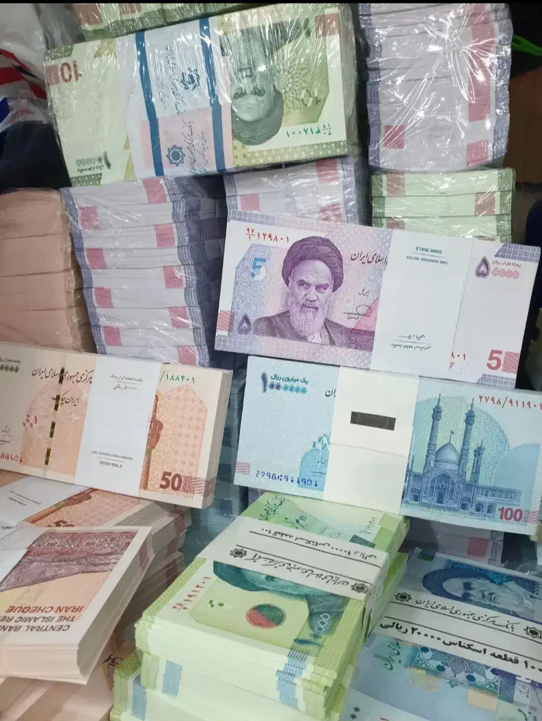 اسکناس نو و پول نو|کلکسیون سکه، تمبر، اسکناس|تهران, توحید|دیوار