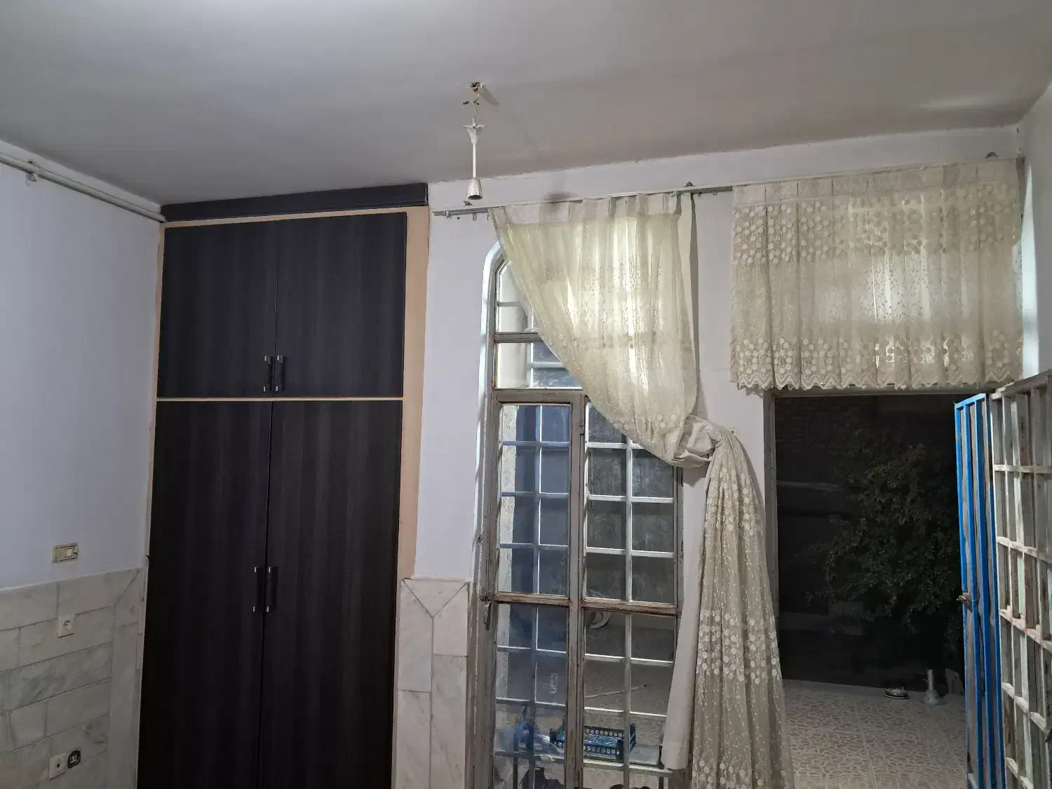 همخونه برای خانم سالمند|اجارهٔ خانه و ویلا|سیرجان, |دیوار