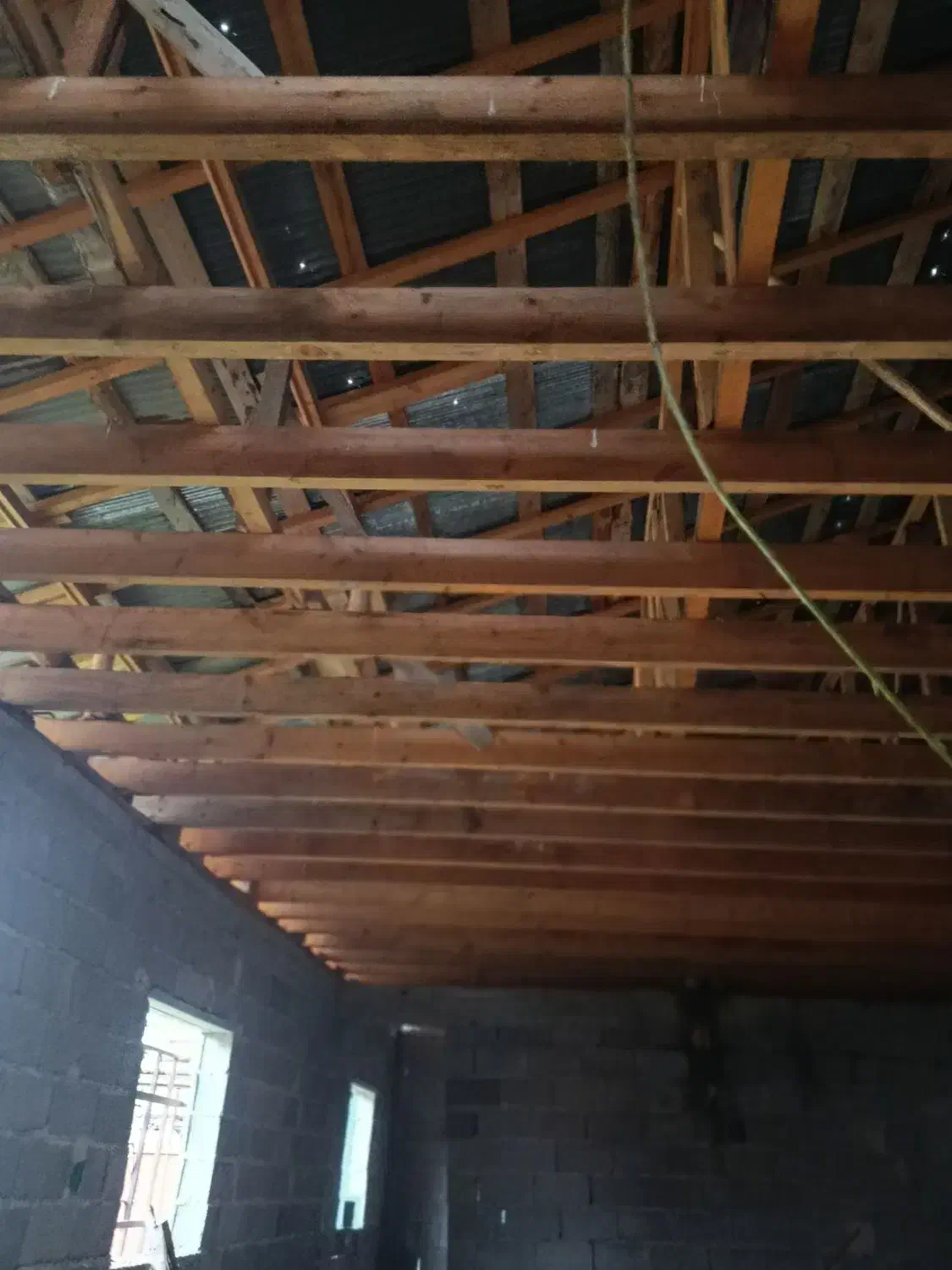 زمین. با ۸۰ متر بنا نیمه ساز در محله بیجار بنه رشت|فروش خانه و ویلا|رشت, حومه رشت|دیوار