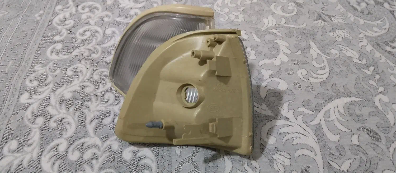 چراغ راهنما جلو پراید 131|قطعات یدکی و لوازم جانبی|نسیم‌شهر, |دیوار