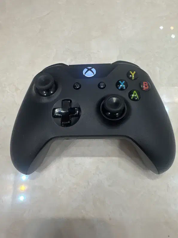 دسته ایکس باکس XBOX one s|کنسول، بازی ویدئویی و آنلاین|بروجرد, |دیوار