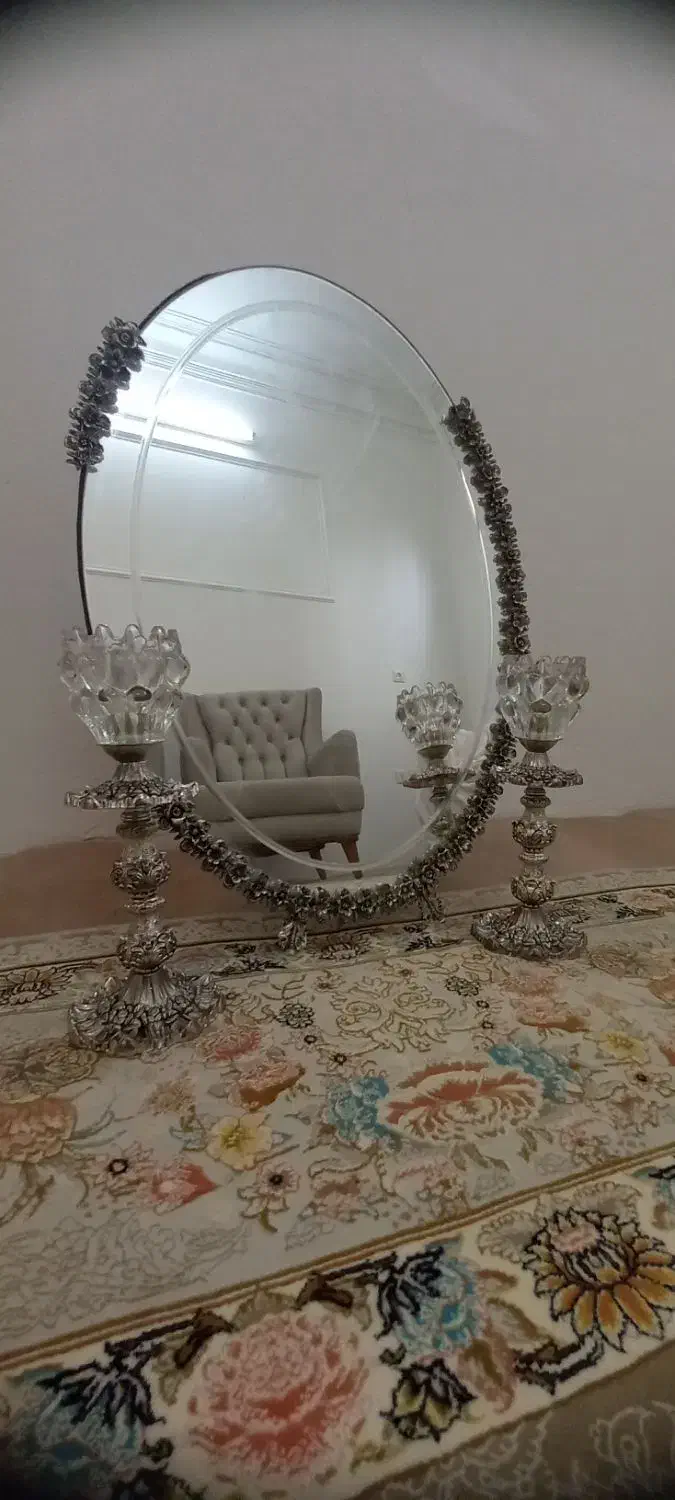 آیینه و شمعدان|آینه|بابل, |دیوار