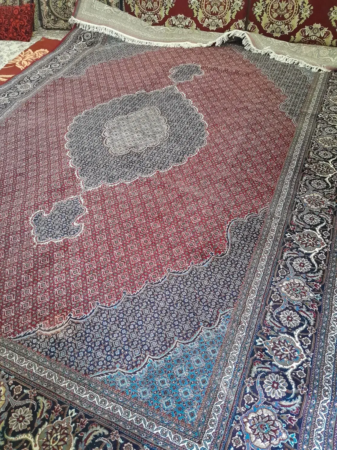 یک عدد فرش ۱۲ متری|فرش|قیدار, |دیوار