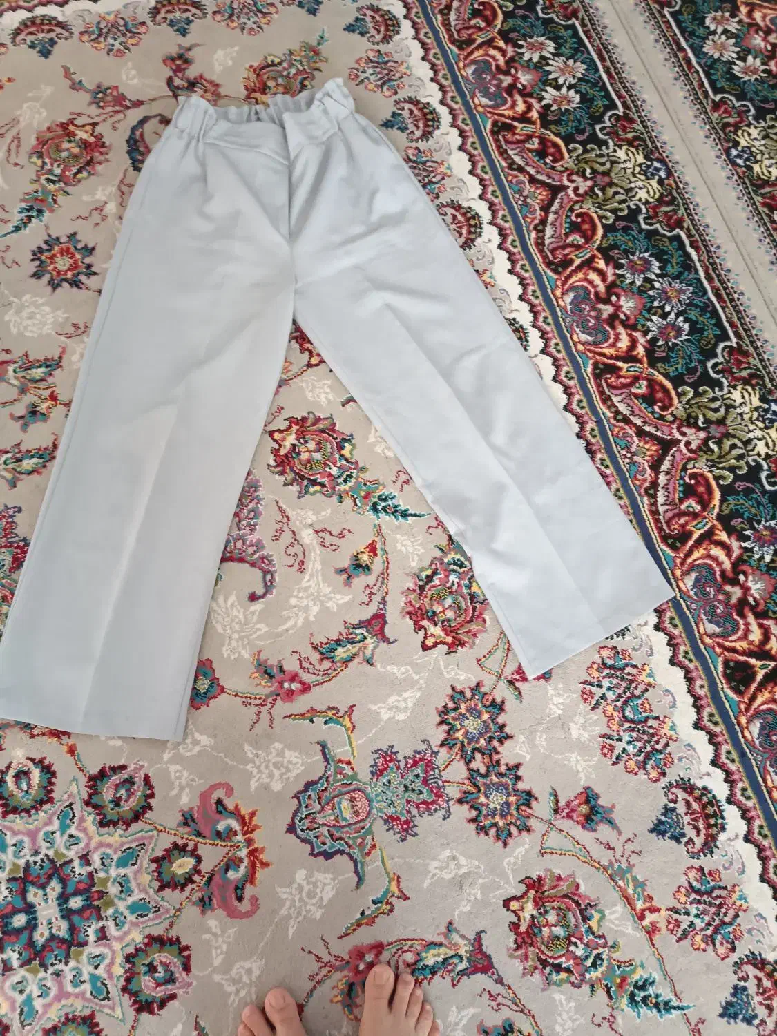 یه شلوار زنانه بلند رنگ طوسی و یک عدد شلوار گرم|لباس|ایلام, |دیوار