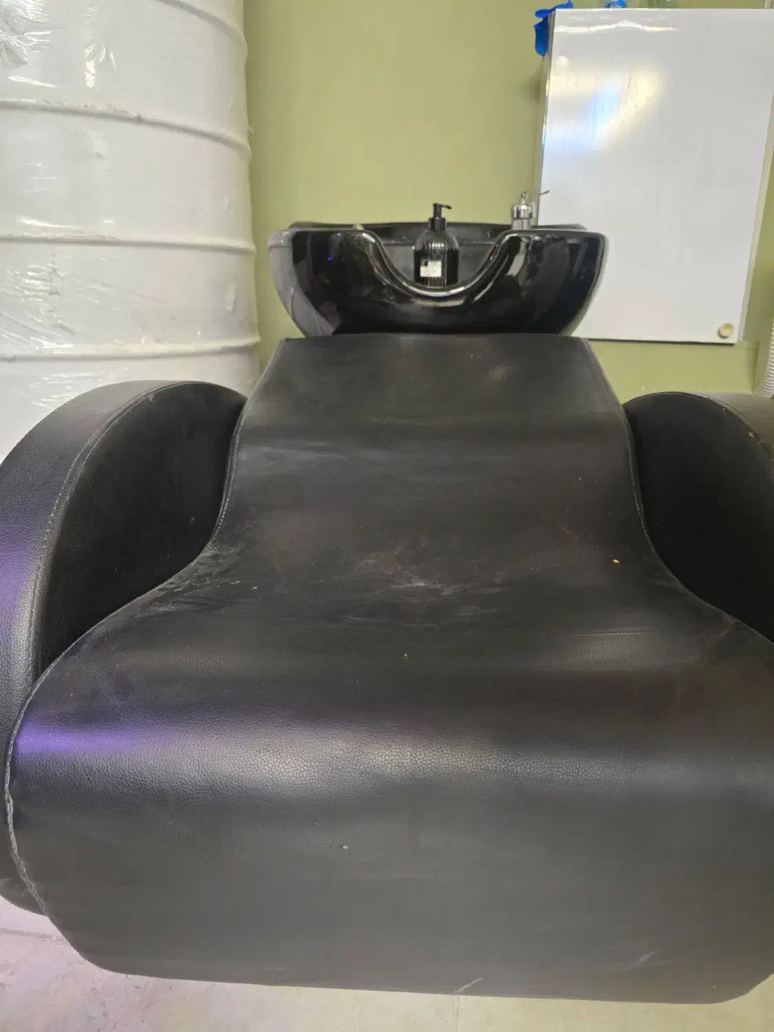 سرشور آرایشگاه|آرایشگاه و سالن‌های زیبایی|مشهد, چهارچشمه|دیوار