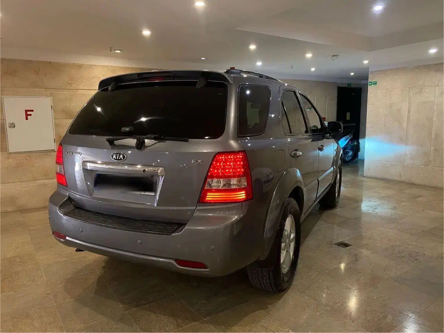 سورنتو|خودرو سواری و وانت|تهران, شهران جنوبی|دیوار