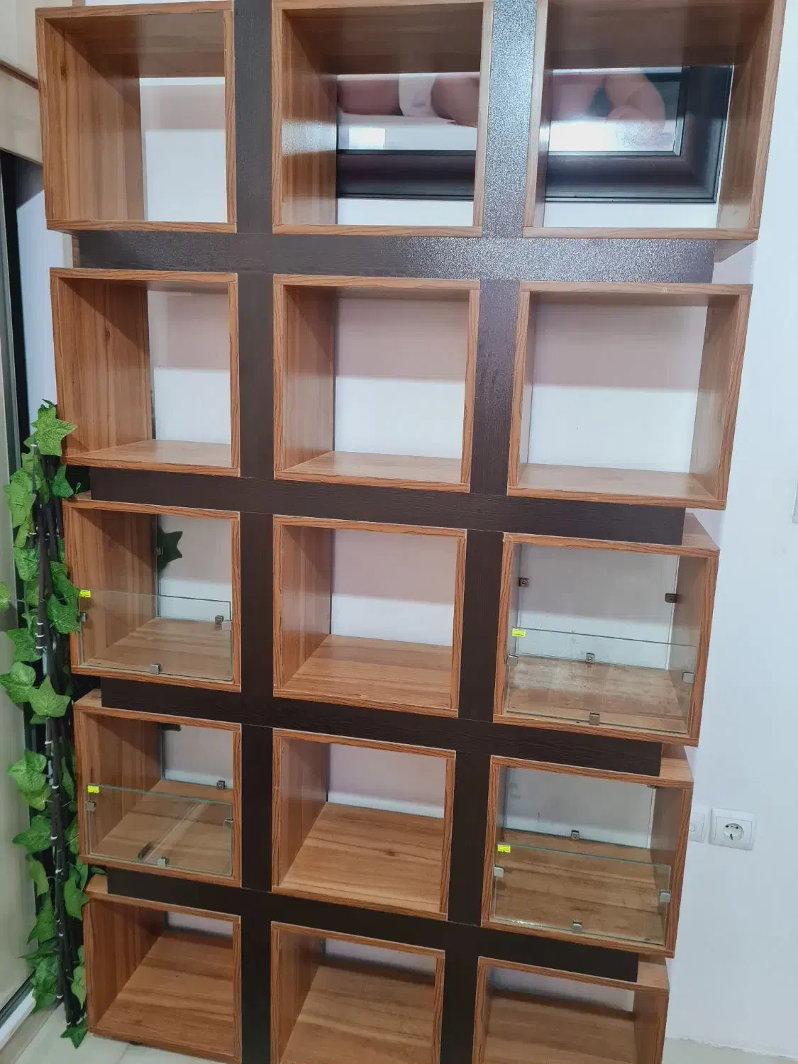 کتابخانه و استند|کتابخانه، شلف، قفسههای دیواری|اردبیل, |دیوار