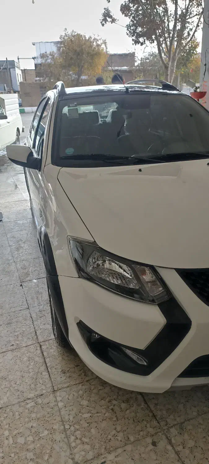 کوییک ۴۰۳ بدون رنگ|خودرو سواری و وانت|بروجرد, |دیوار