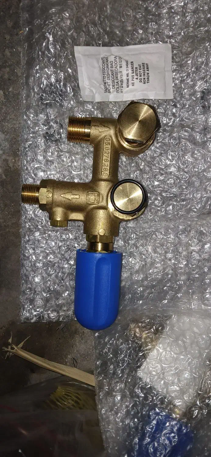 تعدادی از وسایل پمپ کارواش|ابزارآلات|خمام, |دیوار