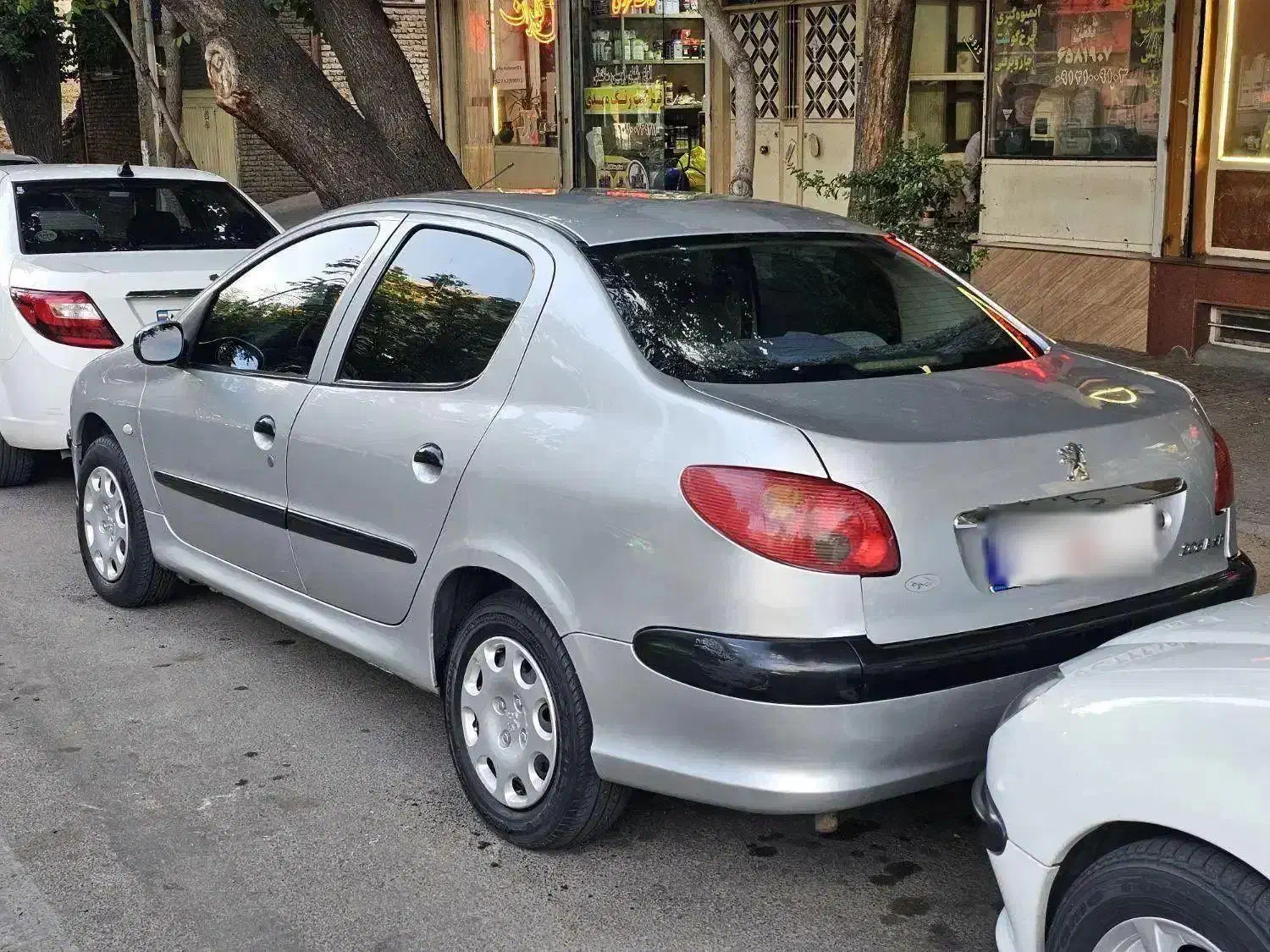 SD V9 مدل ۱۳۸۷ دنده اتوماتیک|خودرو سواری و وانت|تهران, فلسطین (میدان انقلاب)|دیوار