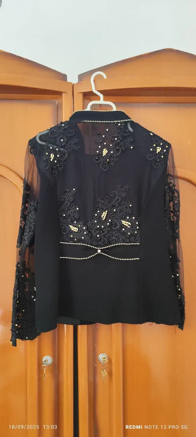 لباس مجلسی|لباس|شاهینشهر, خانه کارگر|دیوار