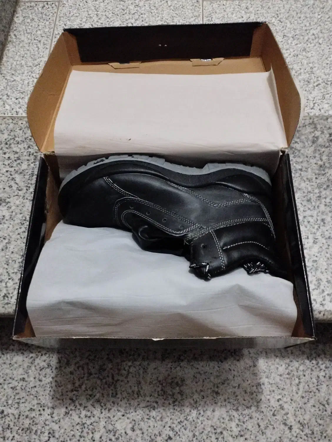 کفش ایمنی پادکس عایق برق مشخصات ایمنی ضد عایق برق|کیف، کفش، کمربند|اصفهان, باغ نگاره|دیوار