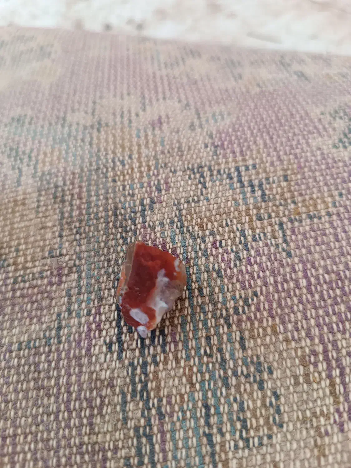 سنگ قیمتی خام|جواهرات|رشت, کوی مهر|دیوار