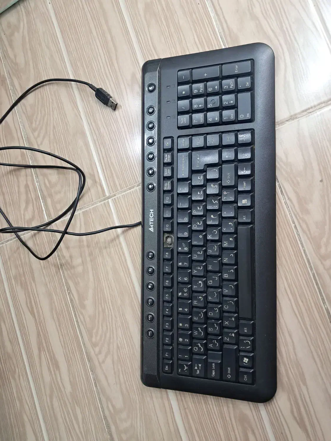 کیبورد سالم وتمیز|قطعات و لوازم جانبی رایانه|پاکدشت, پاکدشت (مامازند)|دیوار