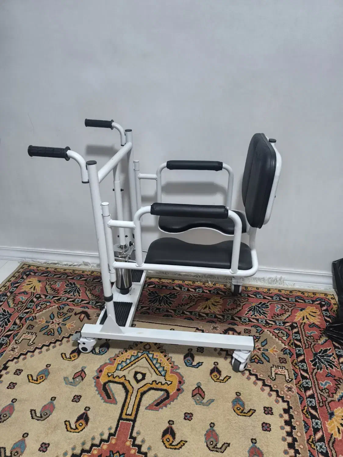 صندلی مکانیکی حمل بیمار|آرایشی، بهداشتی، درمانی|شهرکرد, |دیوار