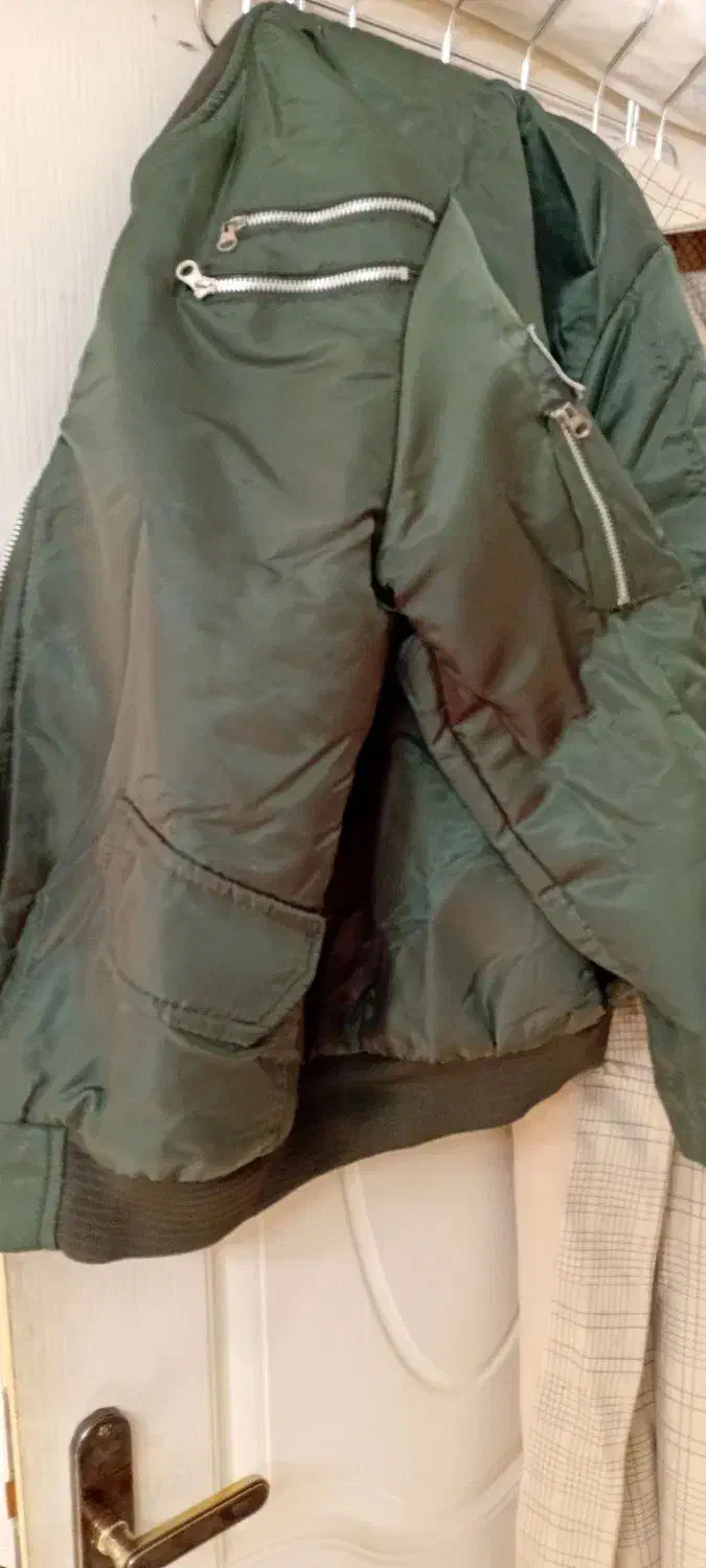 دو عدد کاپشن نو زنانه و مردانه بفروش میرسد|لباس|گلپایگان, |دیوار