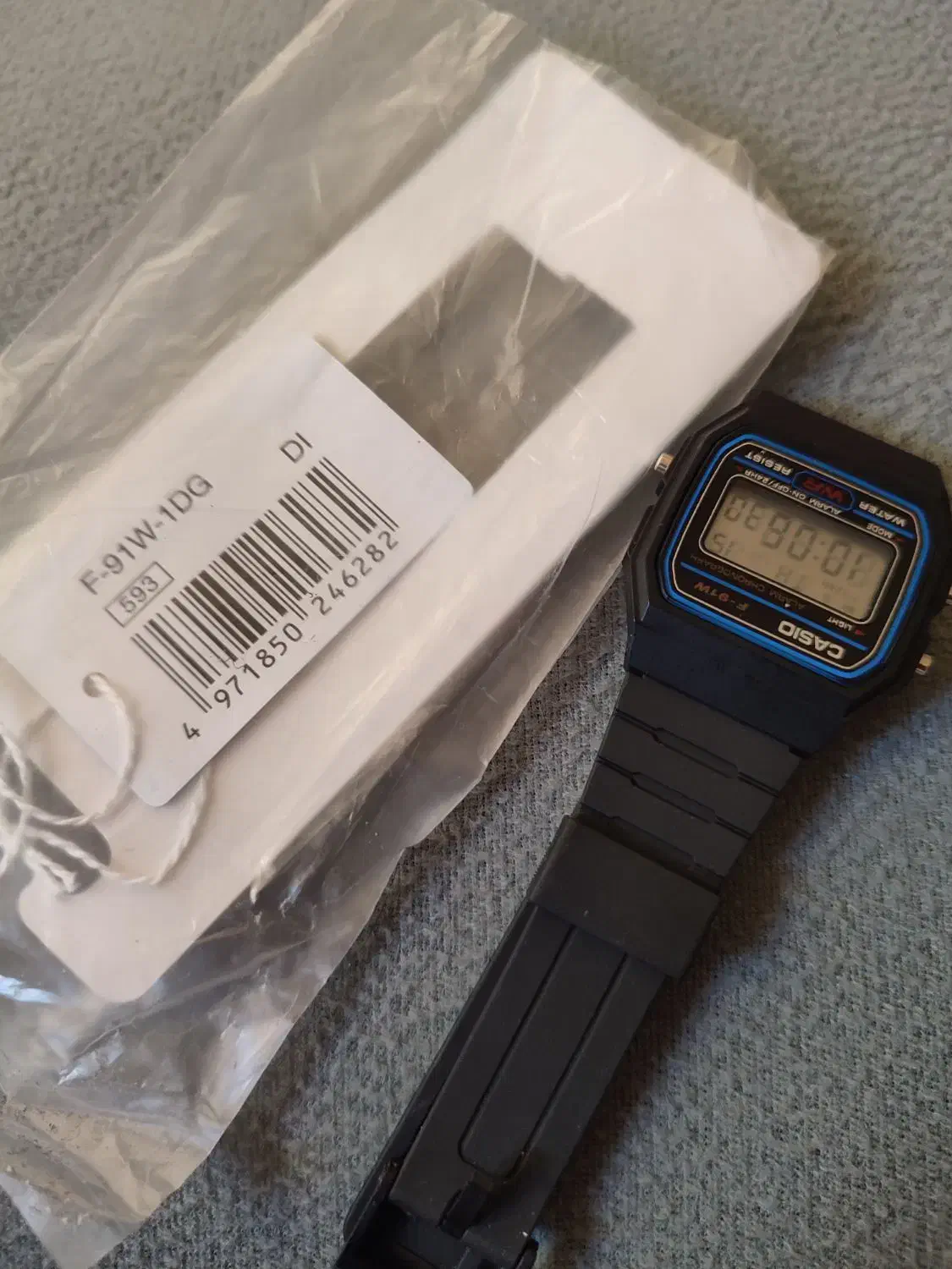 کاسیو دیجیتالی اصل|ساعت|ابهر, |دیوار