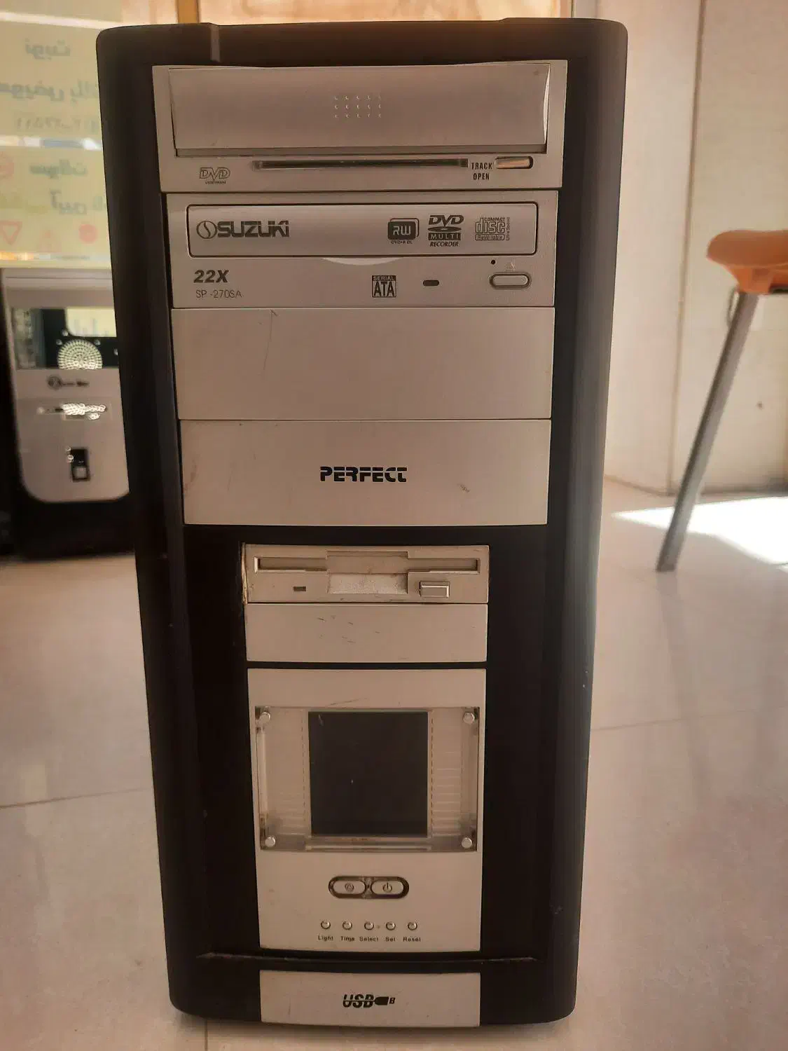 کیس کامل|رایانه رومیزی|پردیس, فاز ۸|دیوار