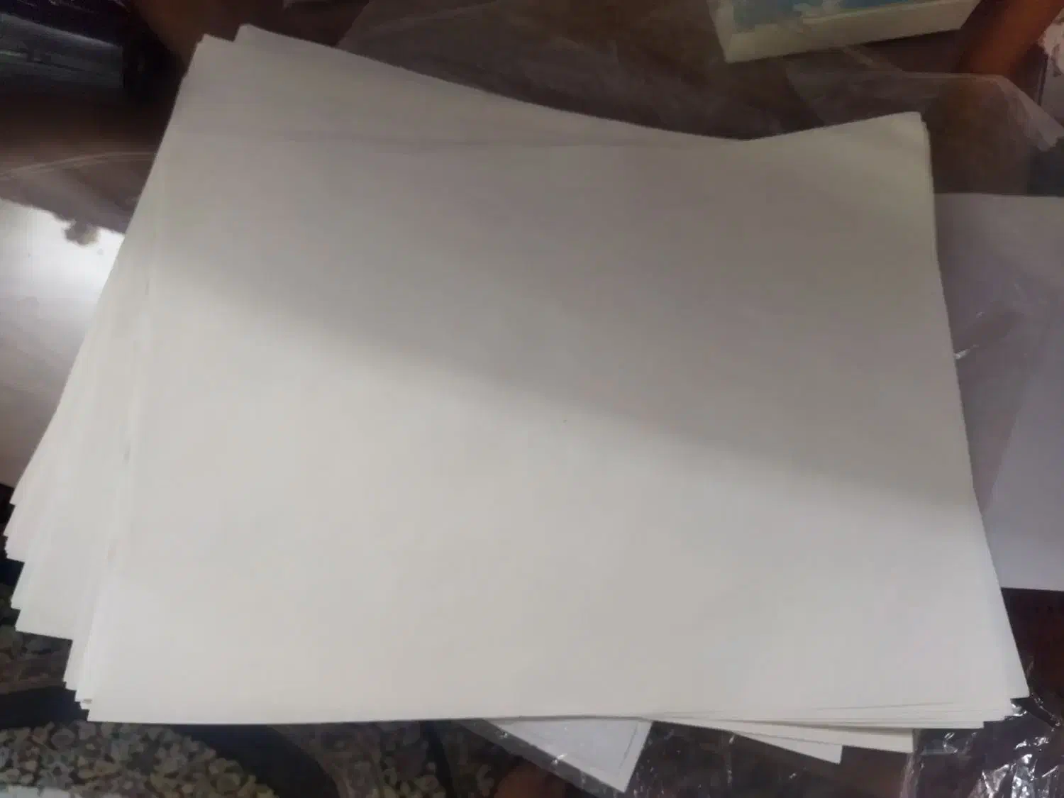 کاغذ گلاسه A4 کاغذکالک یک بسته لنزطرح دار|لوازم التحریر|اصفهان, جلوان|دیوار