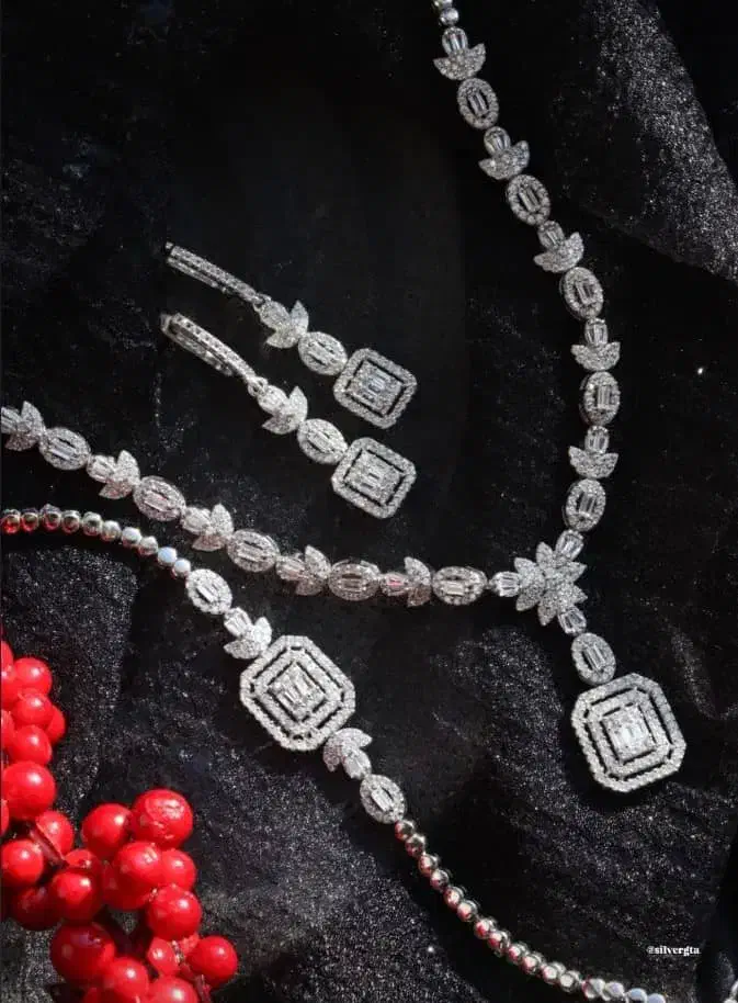 سرویس نقره جواهری عیناً طلا ساعت رویال گارانتی دار|بدلیجات|تبریز, |دیوار