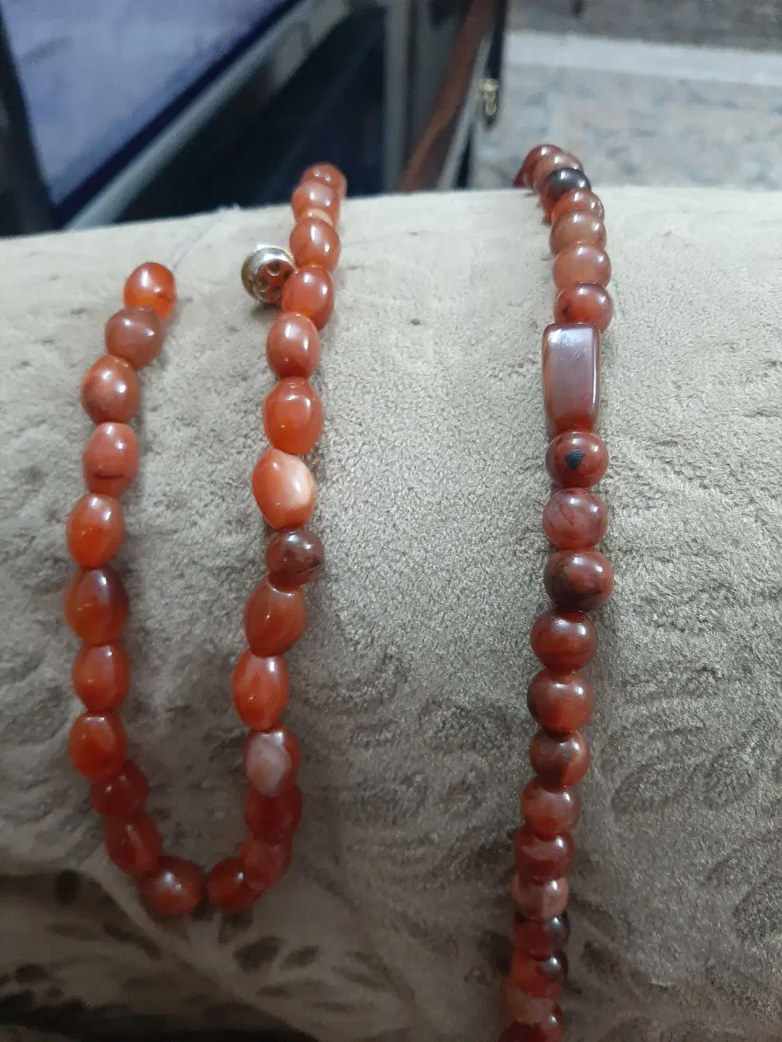 تسبیح عقیق|بدلیجات|اصفهان, فجر|دیوار