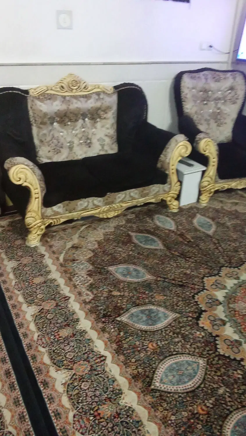 مبل 7نفره راحتی قیمت توافقی|مبلمان خانگی و میز عسلی|قم, حاج زینل|دیوار