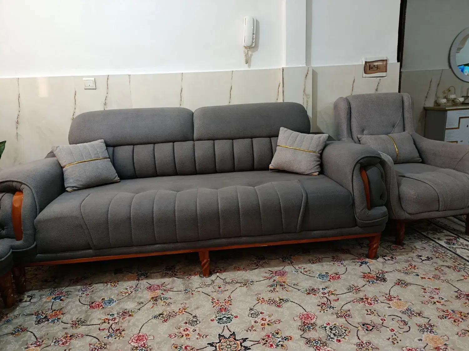 مبل هشت نفره تخت خواب شو|مبلمان خانگی و میز عسلی|صفادشت, |دیوار