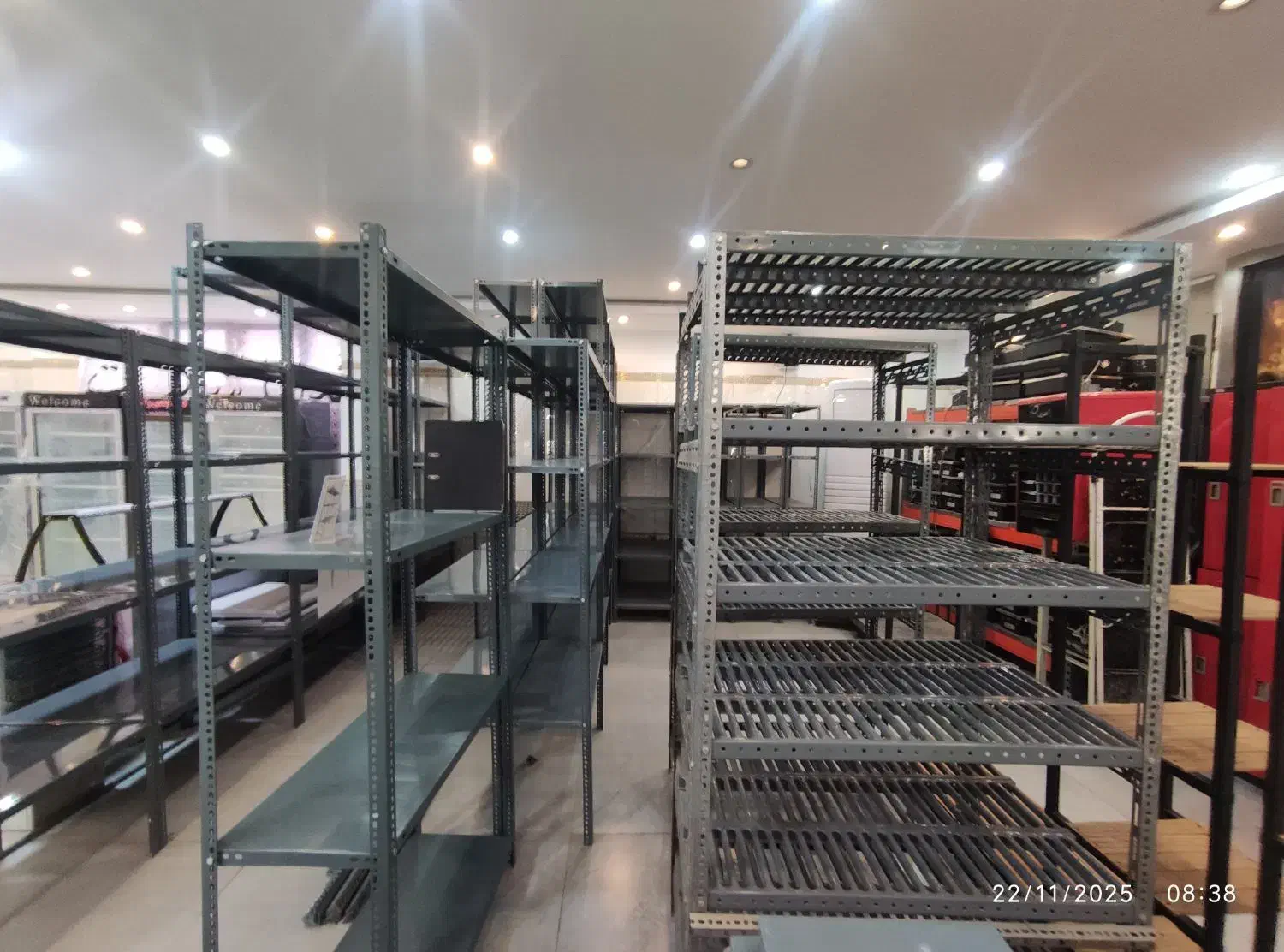 قفسه بندی|فروشگاه و مغازه|قم, شاه احمد قاسم|دیوار