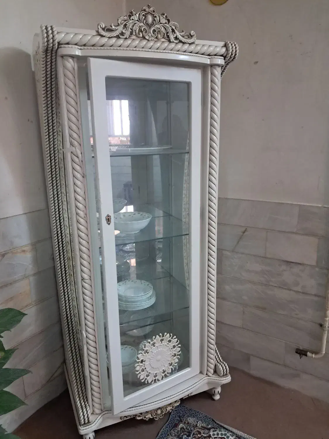 بوفه|بوفه، ویترین، کنسول|میبد, |دیوار