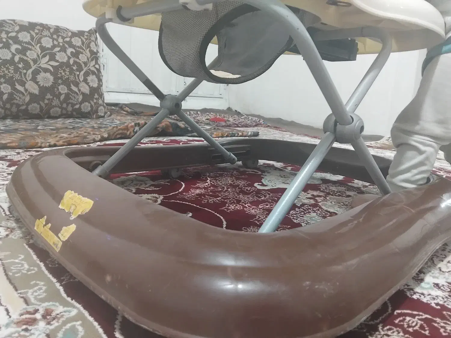 موزیکال|اسباب و اثاث بچه|انزل, |دیوار