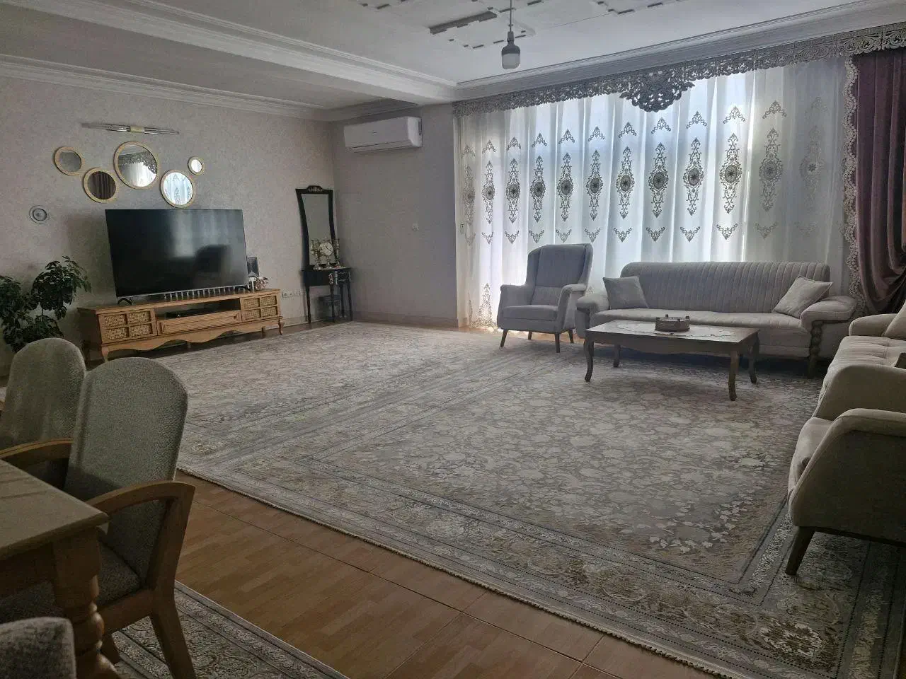 واحد ۱۲۰ متر/خیابان آزادی /پشت علیدخت|فروش آپارتمان|بجنورد, |دیوار