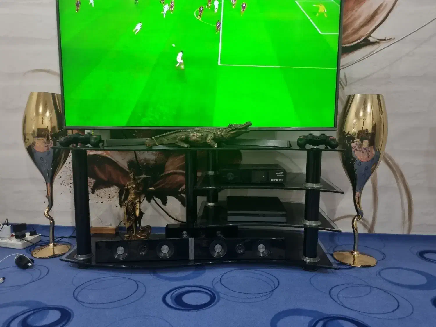 میز تلویزیون گلس طرح دار|میز تلویزیون|اهواز, کمپلو شمالی|دیوار