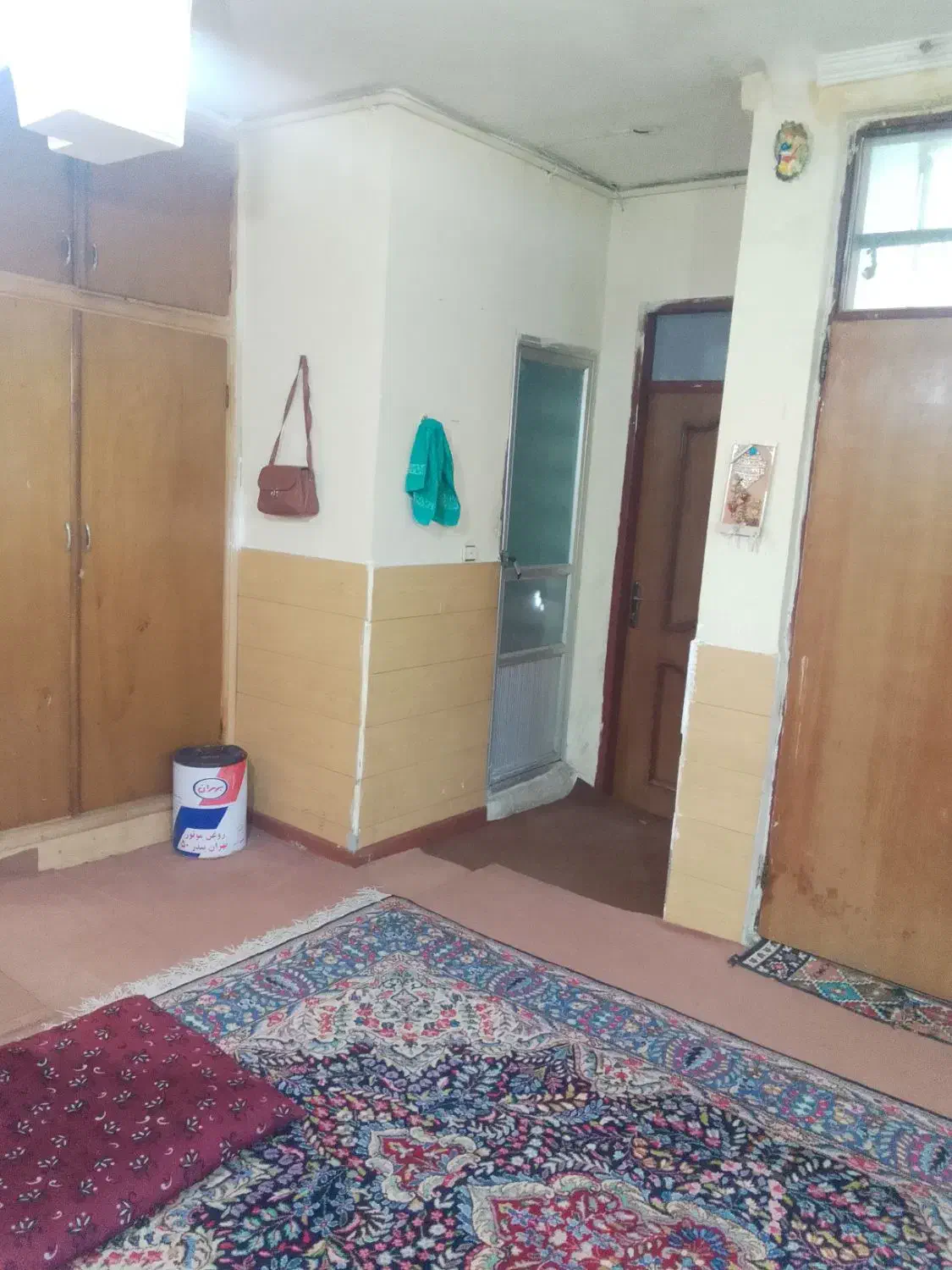 ۷۰متر مسکونی لب خیابان ضدزلزله|اجارهٔ آپارتمان|زرند, |دیوار