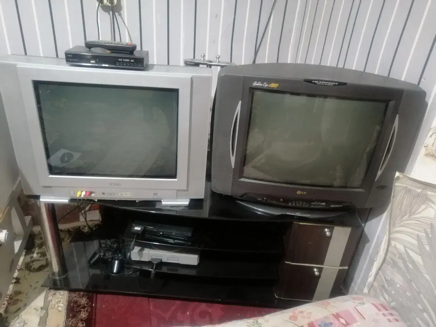 تلوزیون 21 قدیمی|تلویزیون و پروژکتور|مشهد, شهید قربانی|دیوار