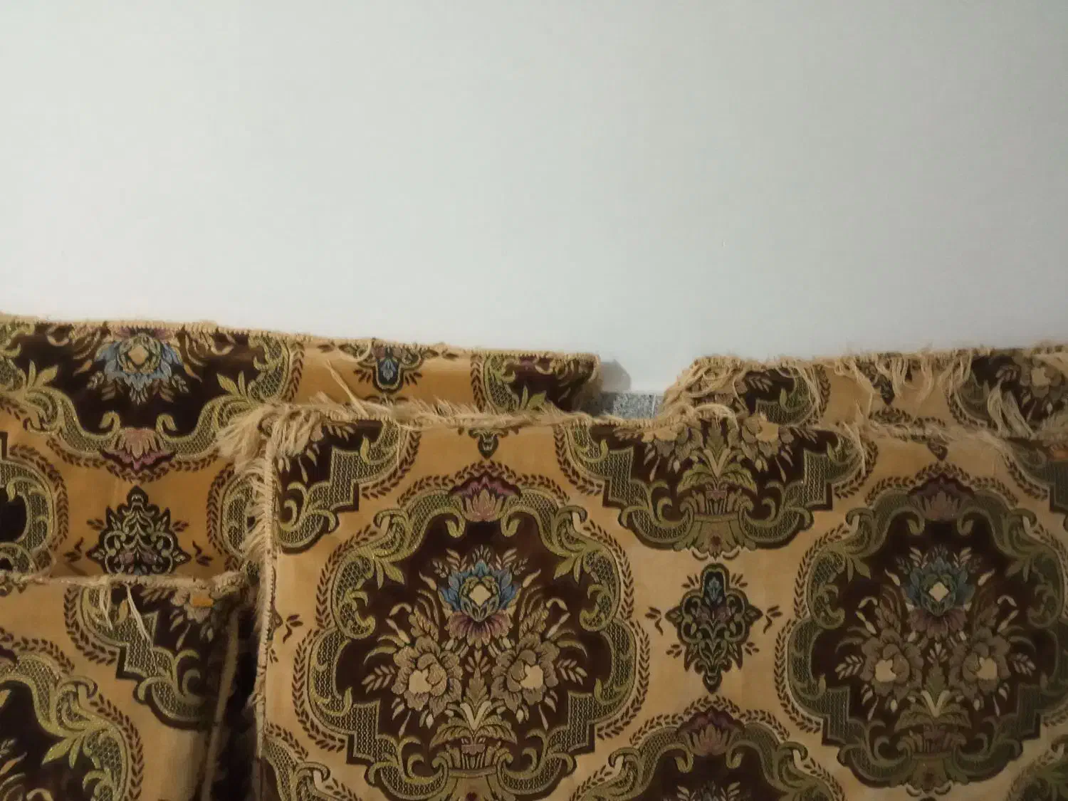 4 عدد پشتی|پشتی|نقده, |دیوار