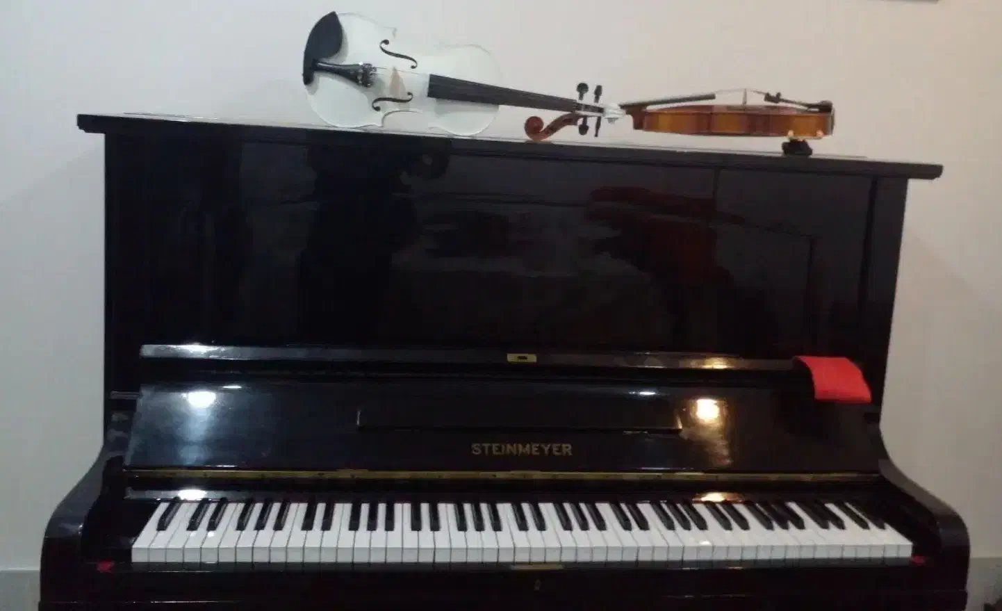 پیانو آگوستیک تمیز|پیانو، کیبورد، آکاردئون|تهران, گاندی|دیوار