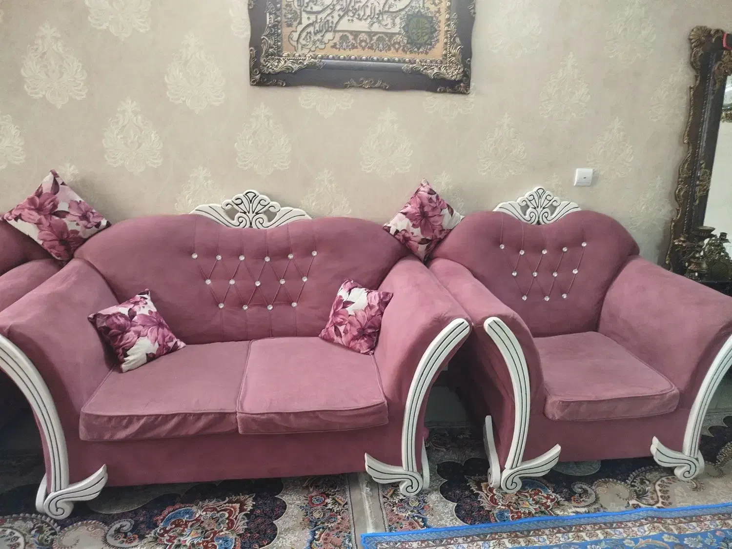 مبل نیمه سلطنتی|مبلمان خانگی و میز عسلی|سمنان, |دیوار