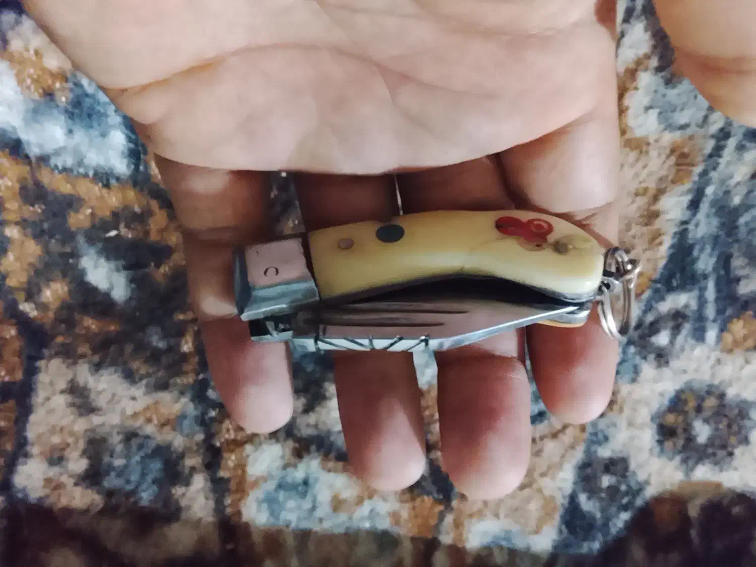 چاقو بابا|کلکسیون اشیاء عتیقه|بناب, |دیوار