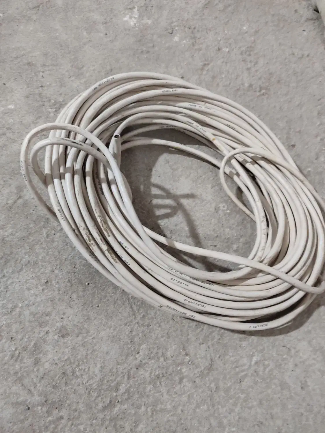 کابل مس برق و تلفن|مصالح و تجهیزات ساختمان|تبریز, |دیوار