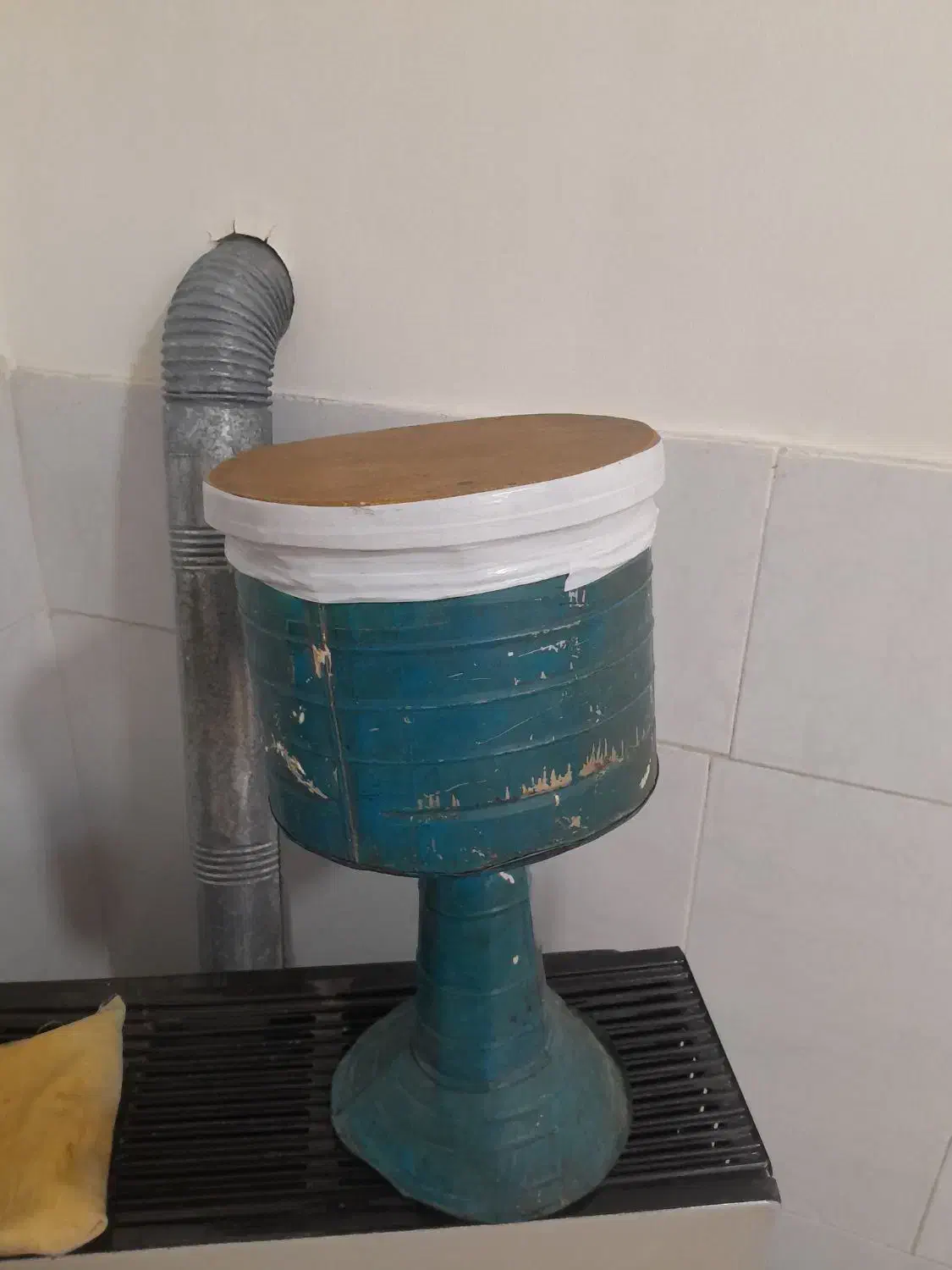 تمبک قدیمی پوست محکم و عالی توافقی|کلکسیون اشیاء عتیقه|اصفهان, شاهد|دیوار