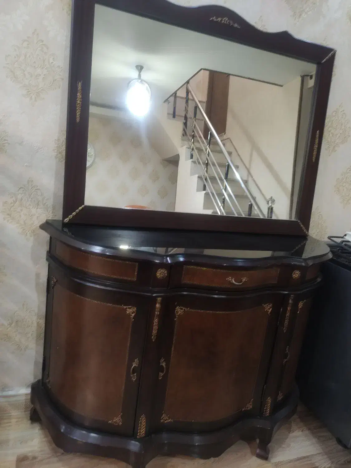 آینه کنسول|بوفه، ویترین، کنسول|قزوین, |دیوار