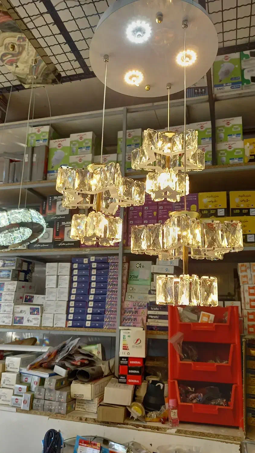 لوستر کریستالی سایز ۳۰-۲۰-۱۵|لوستر و چراغ آویز|تبریز, |دیوار