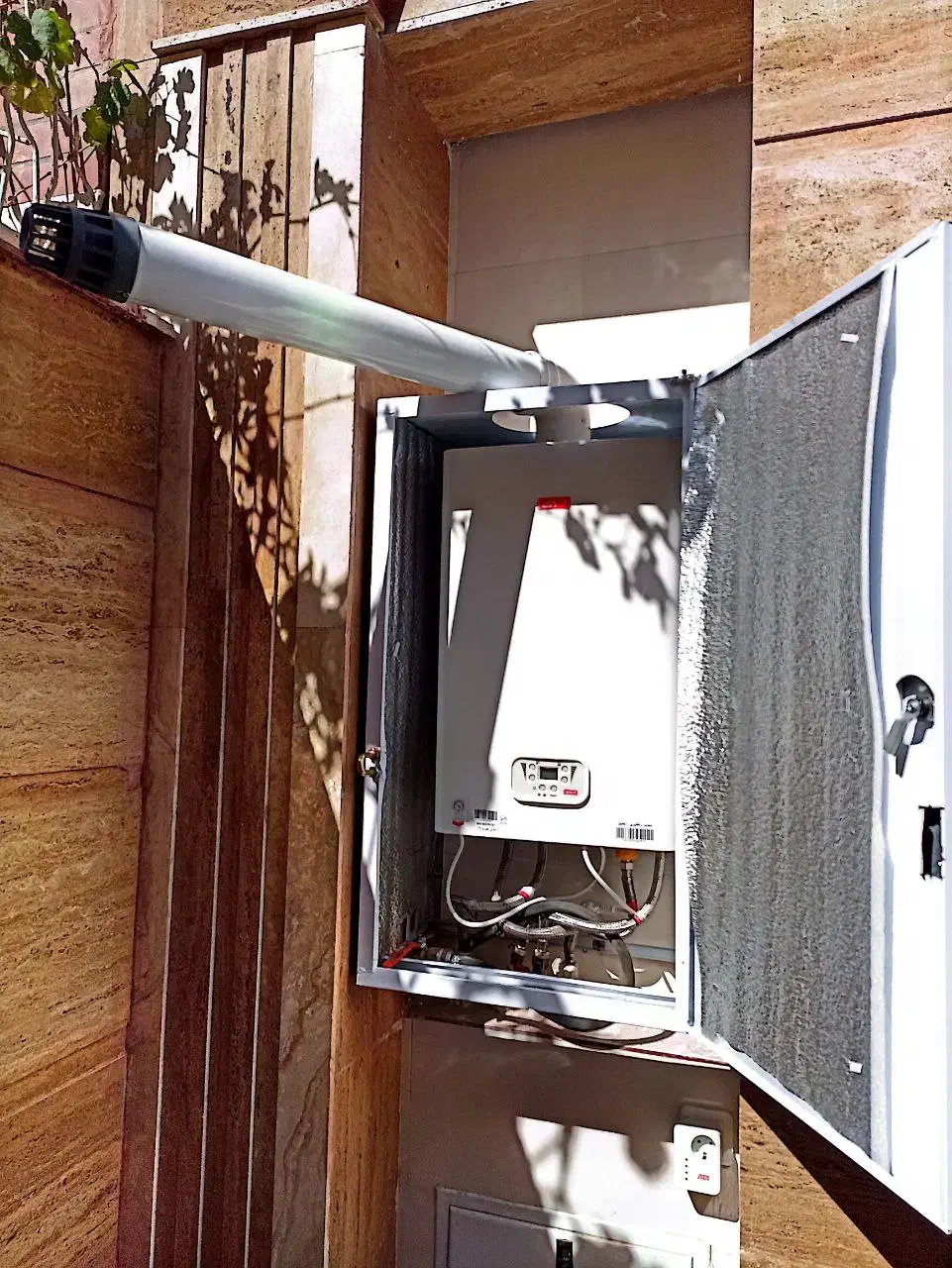 فروش و نصب رایگان پکیج بوتان لورچ ایران رادیاتور|آبگرمکن، پکیج، شوفاژ|اصفهان, مسجد مصلی|دیوار